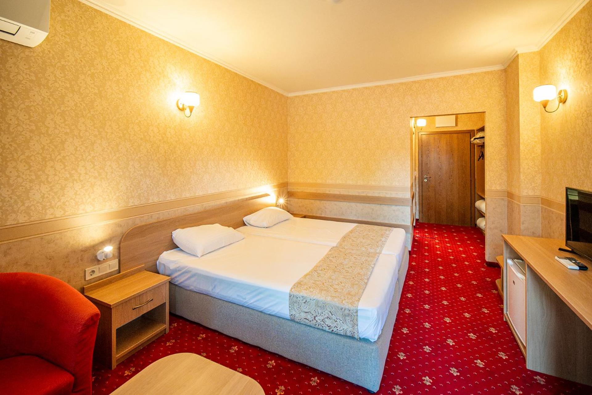 Sevastokrator Relax & Congress Hotel Arbanaszi Kültér fotó