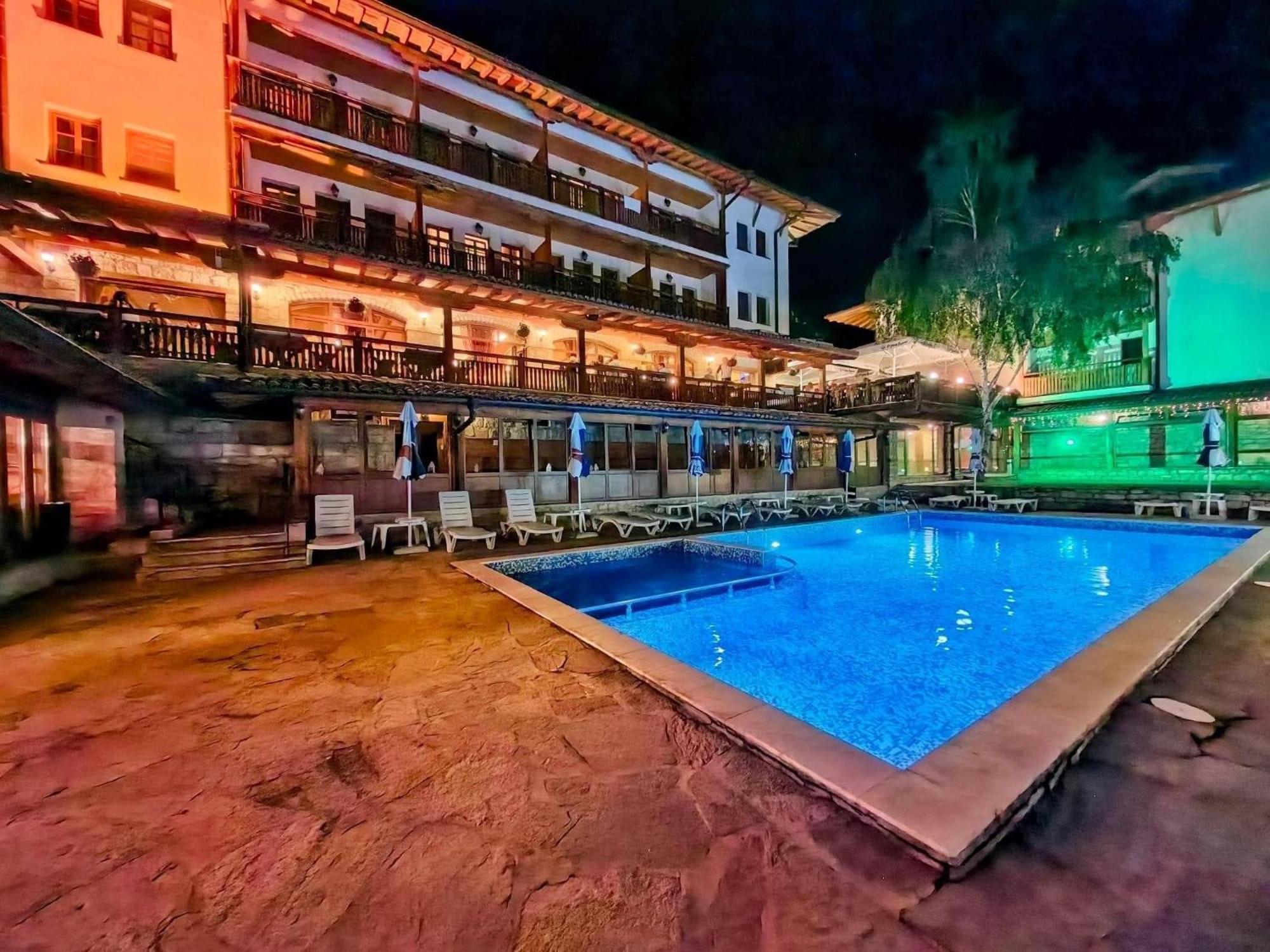 Sevastokrator Relax & Congress Hotel Arbanaszi Kültér fotó