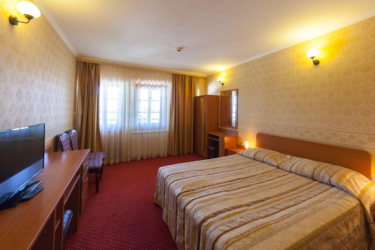 Sevastokrator Relax & Congress Hotel Arbanaszi Kültér fotó